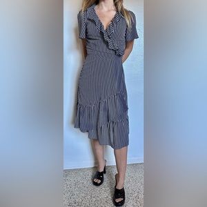 Michael Kors dress S, striped. Feminin business or Classic dress. Used.